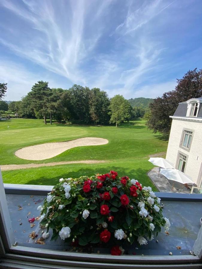 La Chambre Et Le Studio Du Chateau Du Golf De Bernalmont Льеж Экстерьер фото